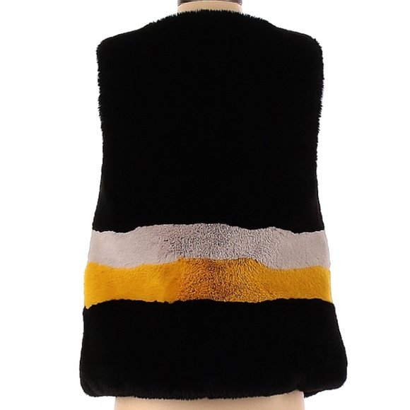 Shaci Faux Fur Vest - Picture 3 of 3